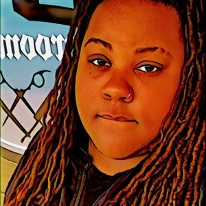 Meet your Posher, Symone